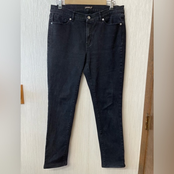J.McLaughlin Black Skinny Jeans | Size 8 | Classic Stretch Denim - Picture 1 of 6